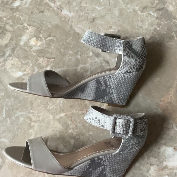 NWOT IMPO VANTAGE WEDGE SANDALS - Picture 5 of 5